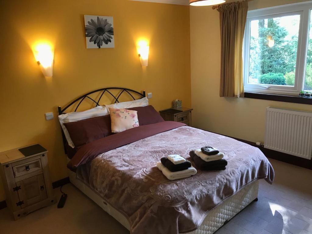 Tom Beag - Ben Nevis View Rooms Fort William Kültér fotó